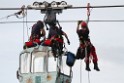 Koelner Seilbahn Gondel blieb haengen Koeln Linksrheinisch P602